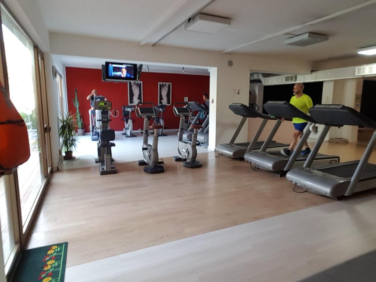 Spazio-Confort-Fitness Piombino Exteriör bild